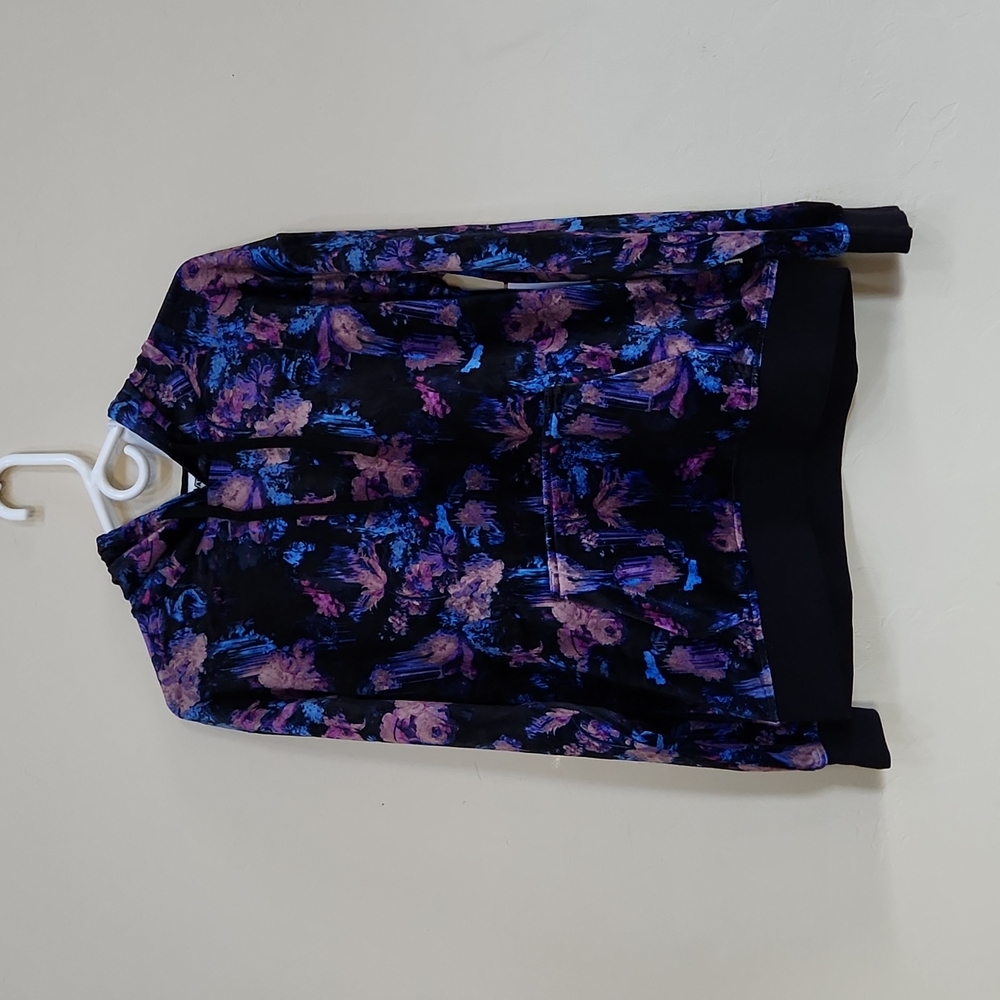Floral Print Women's Hoodie - Picture 4 of 12